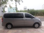 Bán Hyundai Starex 2.5MT đời 2016, màu bạc, nhập khẩu, máy dầu, 9 chỗ