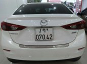 Bán ô tô Mazda 3 2.0 sx 2018, màu trắng, giá tốt