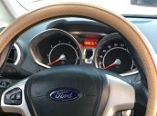 Cần bán Ford Fiesta 1.6 AT Sport đời 2013, màu trắng xe gia đình