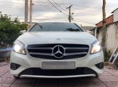 Cần bán xe Mercedes A200 đời 2014, màu trắng, xe nhập