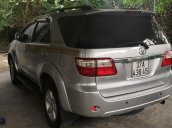 Cần bán gấp xe Toyota Fortuner còn mới, ít đi, giá chỉ 470tr, xem xe thích ngay, LH: 0378828006