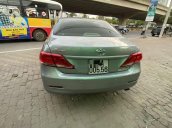 Cần bán Toyota Camry năm 2011, màu bạc xe nguyên bản