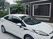 Cần bán lại xe Ford Fiesta 1.6AT đời 2012, màu trắng xe gia đình