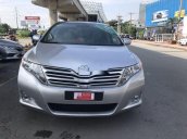 Cần bán xe Toyota Venza đời 2009, màu bạc chính chủ, giá chỉ 750 triệu xe nguyên bản