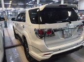 Bán ô tô cũ Toyota Fortuner 2.7V đời 2016, màu trắng 