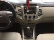 Cần bán lại xe Toyota Innova sản xuất 2015, màu bạc, 519tr