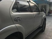 Bán xe Toyota Fortuner năm sản xuất 2016, màu bạc, số sàn