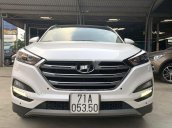 Bán Hyundai Tucson Turbo đời 2018, màu trắng  