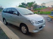 Bán Toyota Innova năm sản xuất 2012, màu bạc còn mới 