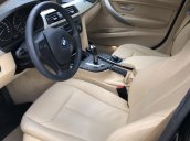 Bán xe BMW 320i 2015, màu đen