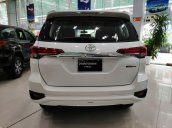 Toyota Hà Đông - Bán nhanh chiếc xe Toyota Fortuner sản xuất 2019, màu trắng - Có sẵn xe - Giao nhanh