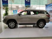 *Hot* Fortuner máy xăng AT 4x4, LH 0908169626 nhận thêm khuyến mại khủng