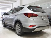 Bán xe Hyundai Santa Fe năm sản xuất 2017, màu bạc, giá tốt