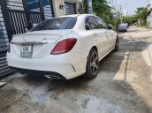 Bán Mercedes đời 2015, màu trắng chính chủ