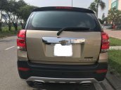 Cần bán Chevrolet Captiva sản xuất năm 2015, màu vàng, số tự động