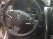 Cần bán lại xe Toyota Camry đời 2016, xe đẹp gia đình đi