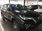 Cần bán xe Toyota Fortuner đời 2019, màu đen, số sàn, giá 933tr