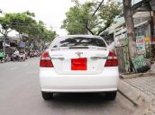 Cần bán Chevrolet Aveo AT sản xuất năm 2016, màu trắng