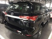 Cần bán xe Toyota Fortuner đời 2019, màu đen, số sàn, giá 933tr