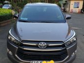 Cần bán Toyota Innova sản xuất năm 2018, màu xám