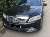 Cần bán Toyota Camry năm sản xuất 2014, màu đen, xe gia đình, giá 830tr