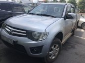 Bán Mitsubishi Triton năm sản xuất 2010, màu bạc, nhập khẩu nguyên chiếc số sàn