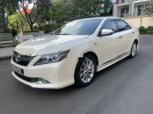 Bán Toyota Camry 2.5G đời 2013, màu trắng xe gia đình