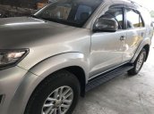 Cần bán Toyota Fortuner năm 2013, màu bạc, nhập khẩu nguyên chiếc chính chủ