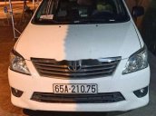 Bán xe Toyota Innova 2014, màu trắng, giá tốt