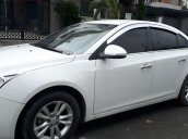 Cần bán lại xe Chevrolet Cruze năm 2017, màu trắng