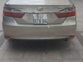 Cần bán lại xe Toyota Camry đời 2016, xe đẹp gia đình đi