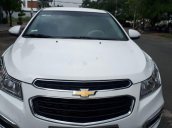 Cần bán lại xe Chevrolet Cruze năm 2017, màu trắng