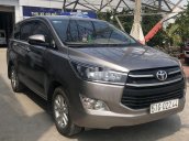 Cần bán lại xe Toyota Innova 2.0E đời 2018 như mới