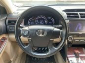 Bán Toyota Camry 2.5G đời 2013, màu trắng xe gia đình