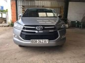 Cần bán xe Toyota Innova 2016, màu xám, số tự động