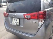 Cần bán xe Toyota Innova 2016, màu xám, số tự động