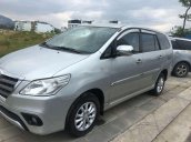 Cần bán gấp Toyota Innova đời 2014, màu bạc, số tự động