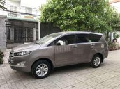 Bán xe Toyota Innova năm 2019, màu bạc, giá tốt