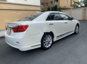 Bán Toyota Camry 2.5G đời 2013, màu trắng xe gia đình