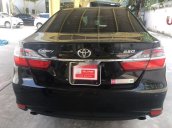 Bán Toyota Camry sản xuất 2016, màu đen, số tự động  