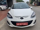 Bán xe Mazda 2 năm sản xuất 2012, màu trắng, giá rẻ