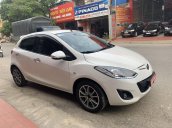 Bán xe Mazda 2 năm sản xuất 2012, màu trắng, giá rẻ