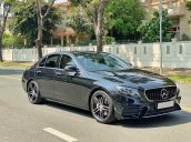 MBA Auto - Bán xe Mercedes E300 AMG đen 2017, trả trước 800 triệu nhận xe ngay