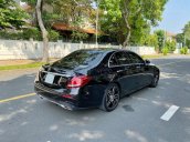 MBA Auto - Bán xe Mercedes E300 AMG đen 2017, trả trước 800 triệu nhận xe ngay