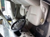 Cần bán xe Toyota Innova năm 2013, màu bạc xe nguyên bản