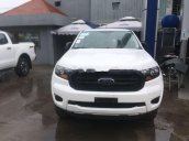 Cần bán Ford Ranger đời 2019, màu trắng xe nội thất đẹp