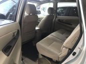 Cần bán gấp Toyota Innova 2.0E năm 2014, màu bạc, giá chỉ 530 triệu