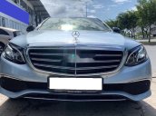 Cần bán gấp Mercedes E200  AT sản xuất 2018 số tự động