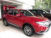 Bán xe Mitsubishi Outlander đời 2019, màu đỏ