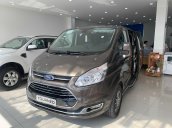 Ford Tourneo 7 chỗ mới giá hấp dẫn cạnh tranh